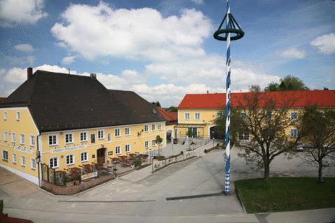 Hotel Eberl Хаттенхофен Экстерьер фото